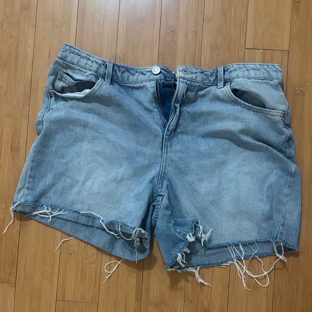 Future Collective Distressed Cutoff Denim Shorts Size 16